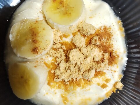 バナナ きな粉ヨーグルト